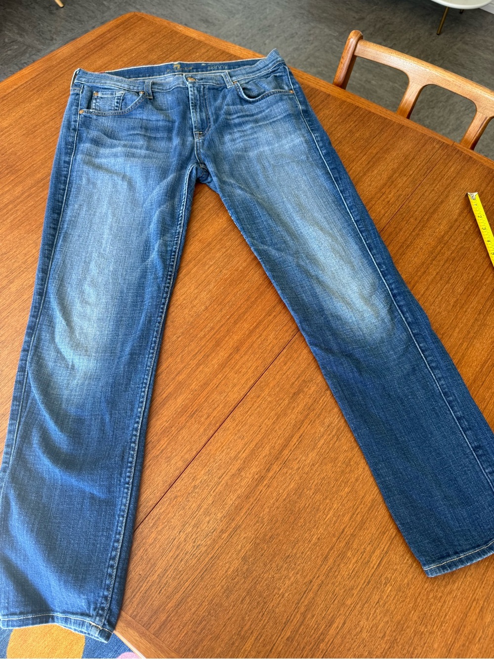 7 For All Mankind Women’s Medium Blue Straight Jeans